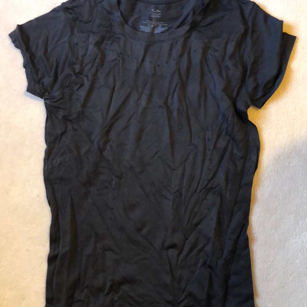 ATHLETIC SHORT SLEEVE SHIRT